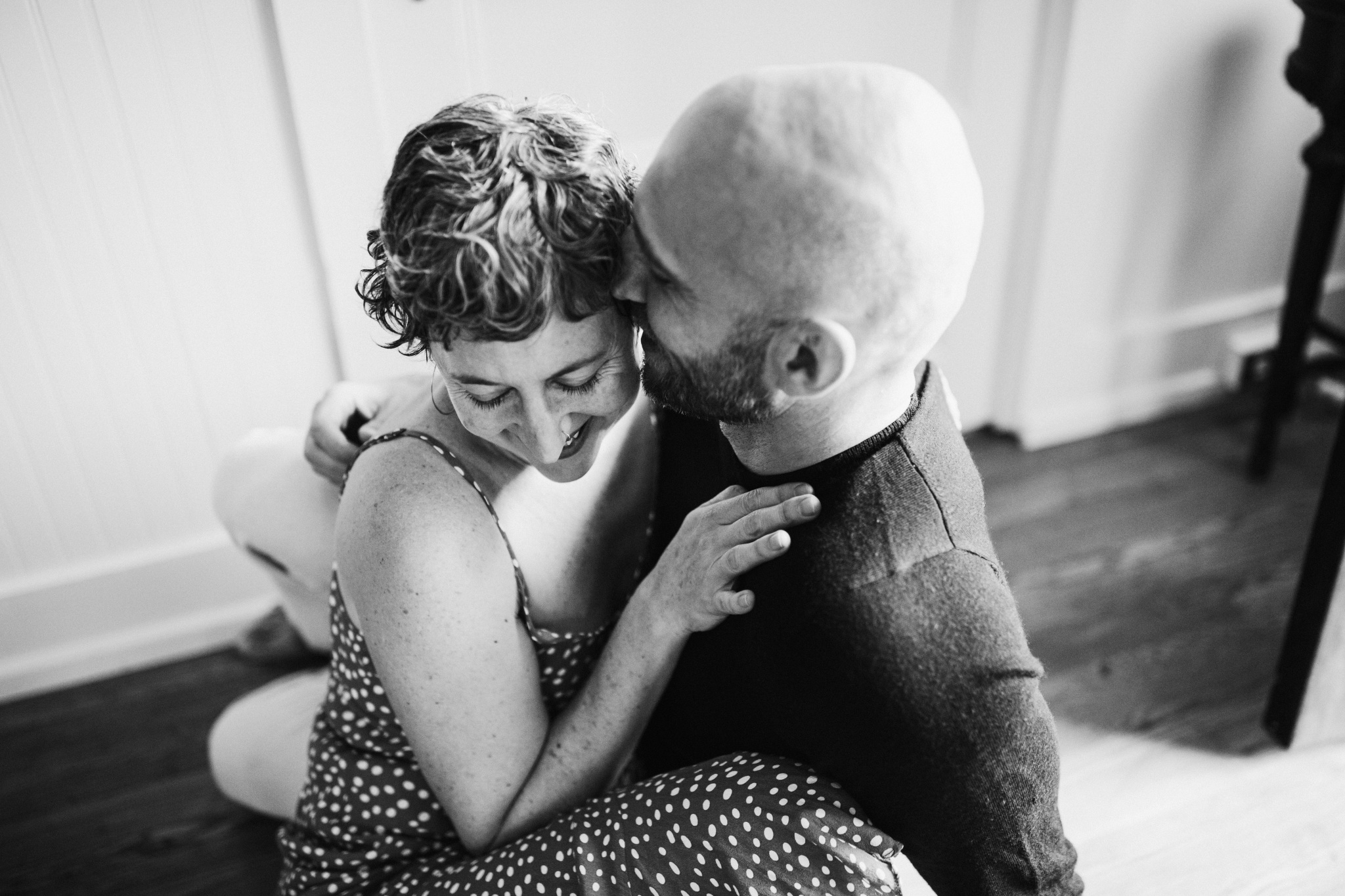 Ilya and Julia, black and white embrace
